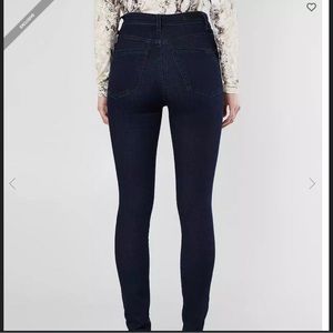 Buckle Black High Rise Skinny Jean